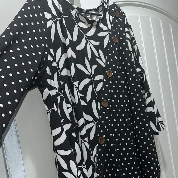 Polka dot bubble dress - Picture 2 of 2